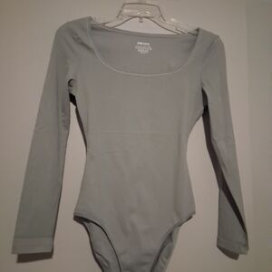 Women's Long Sleeve Bodysuit - Light Gray